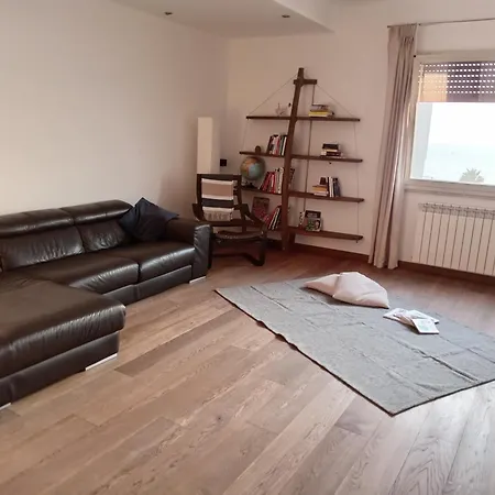 Apartment Finestra Sul Mare